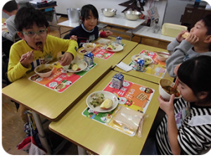 12月5日　小学校2年生の給食