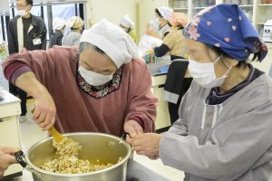 「かがやき講座」おこし作りをしました（ＪＡ鶴岡女性部上郷支部）