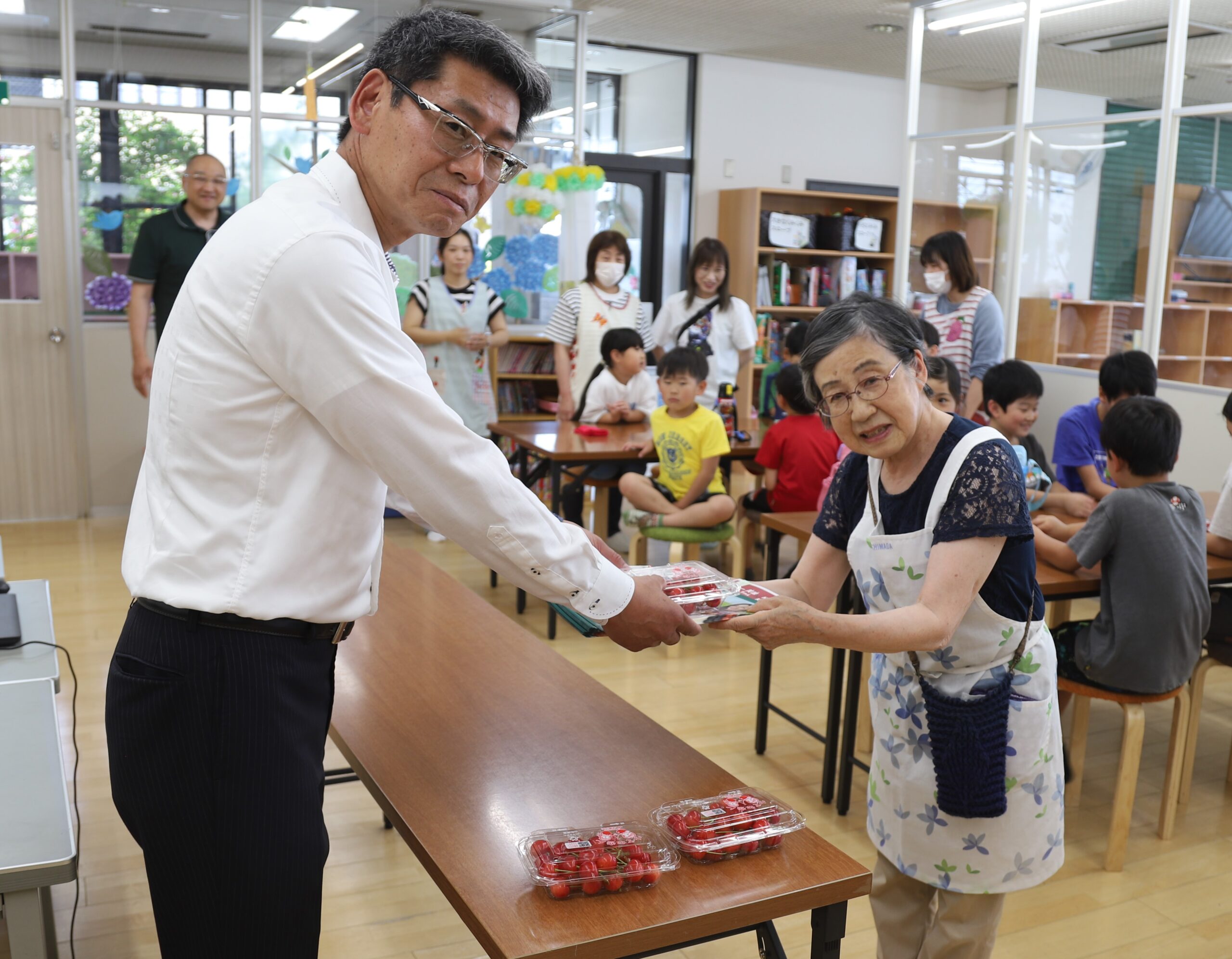 地区有志ボランティア「ヤングフレッシュべにばな」